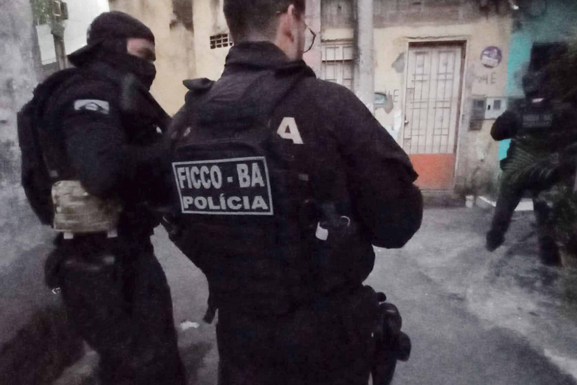 Operação no Nordeste de Amaralina (Salvador / Bahia)